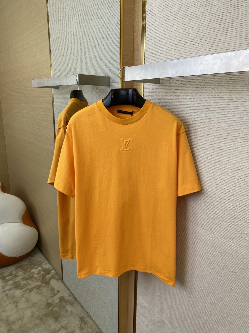 LV Embossed Logo Short Sleeve T-Shirt 6