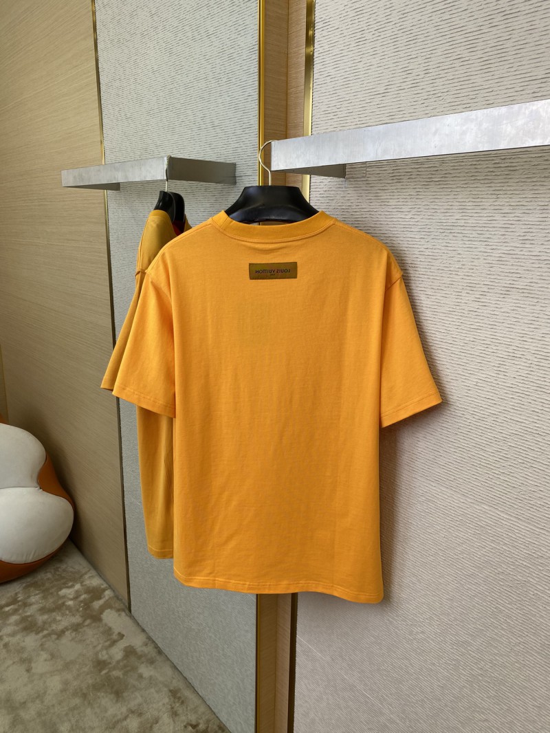 LV Embossed Logo Short Sleeve T-Shirt 7