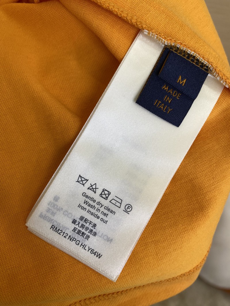 LV Embossed Logo Short Sleeve T-Shirt 8