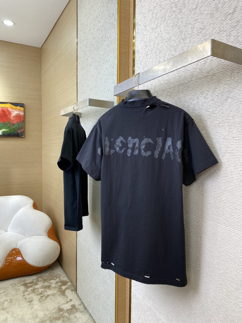 Balenciaga Aged and Rubbed T-Shirt 3