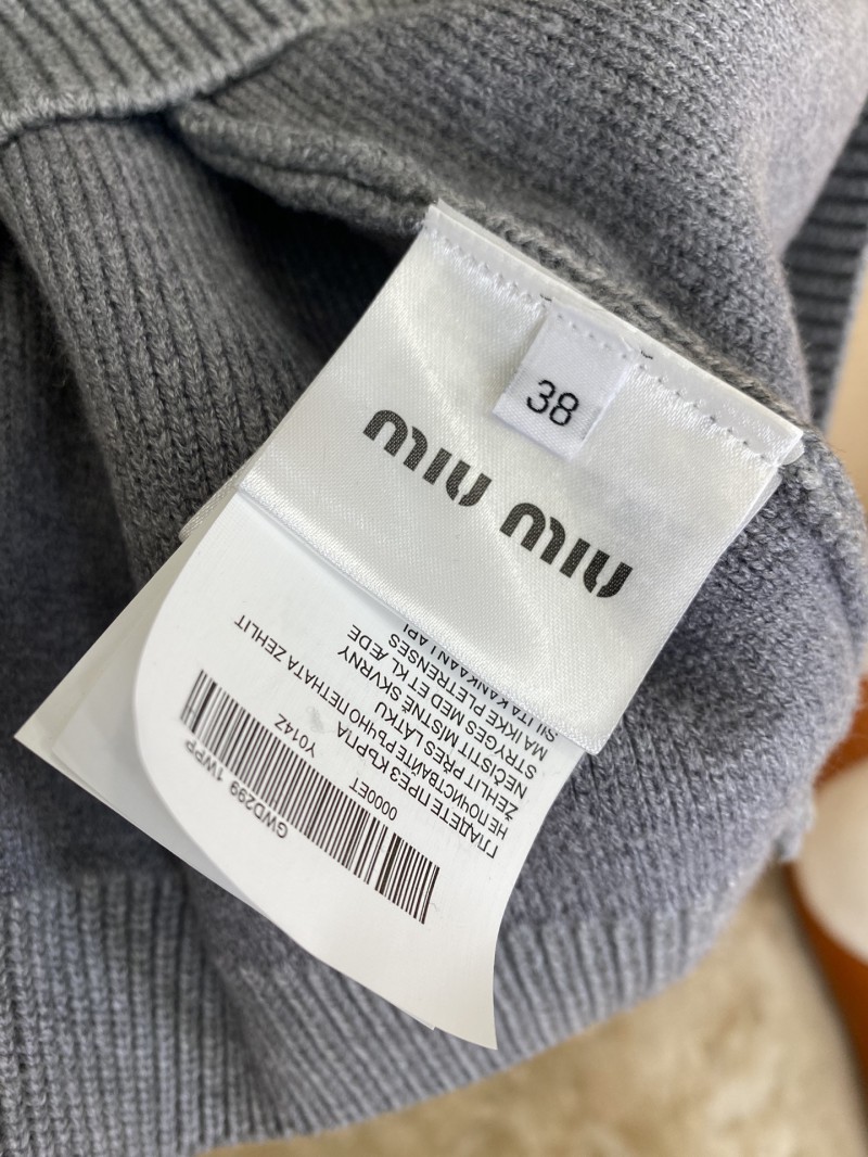 Miu Miu Embroidered Patch Cardigan 8