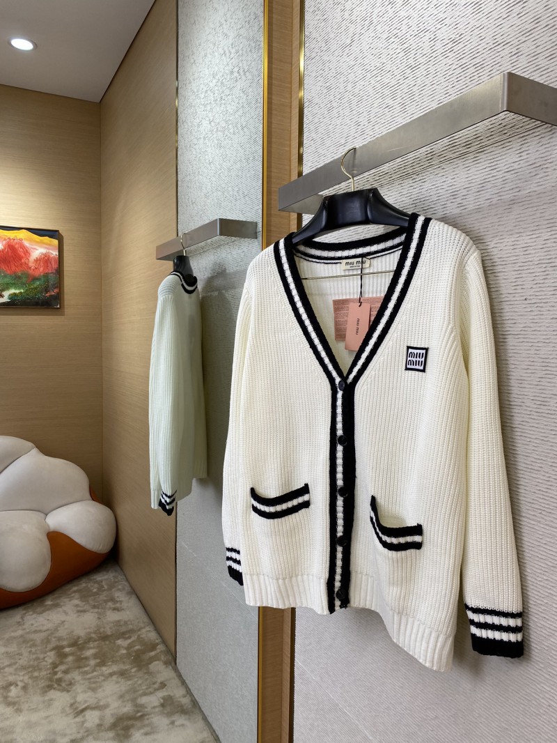 Miu Miu Logo Knit Cardigan 2