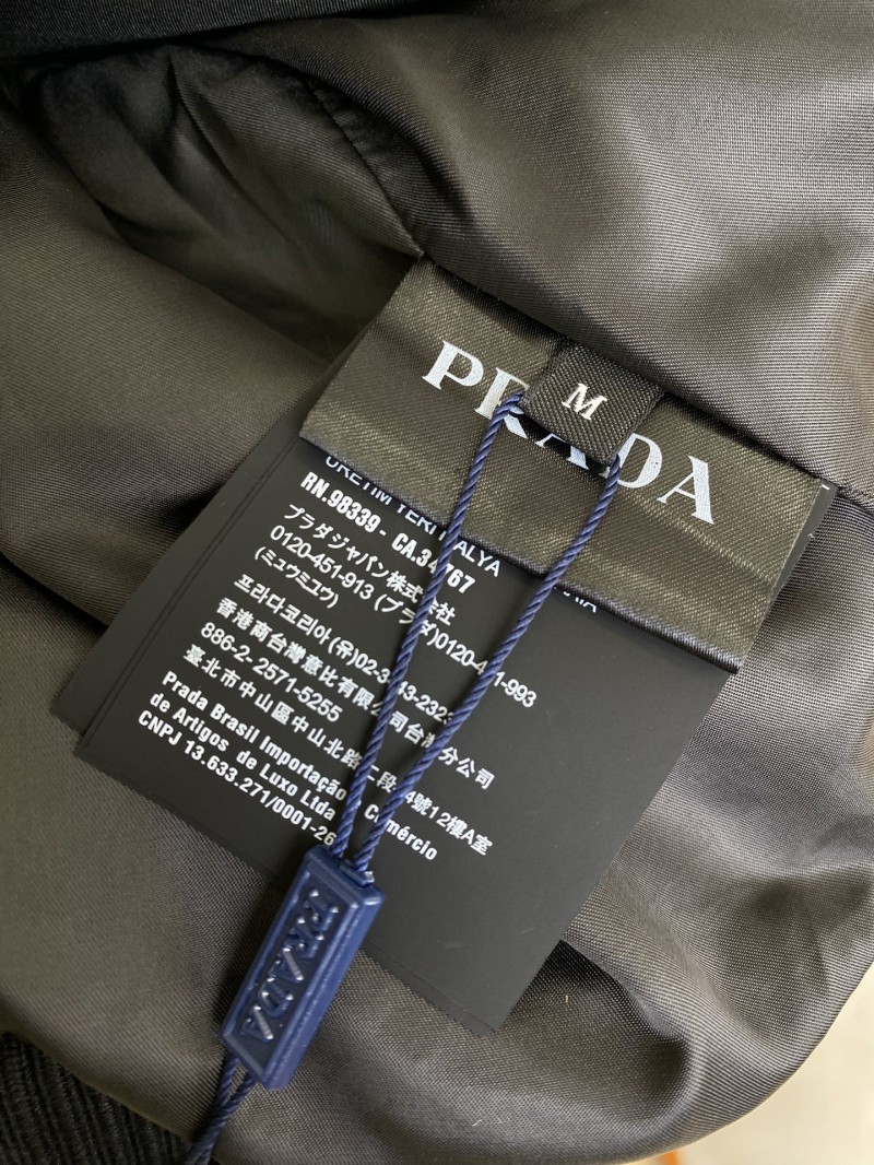 Prada Vintage Aged Baseball Leather Jacket Jacket Black 8