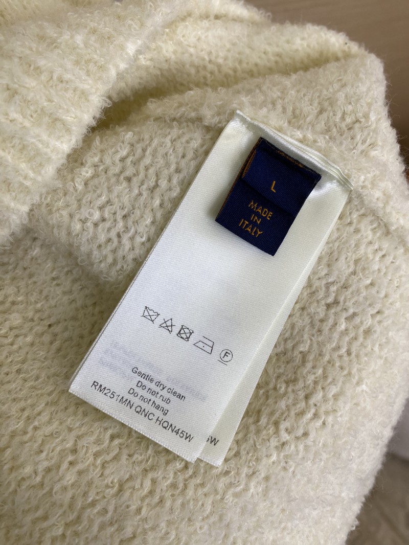 LV logo appliqu??d wool crew neck jumper 8