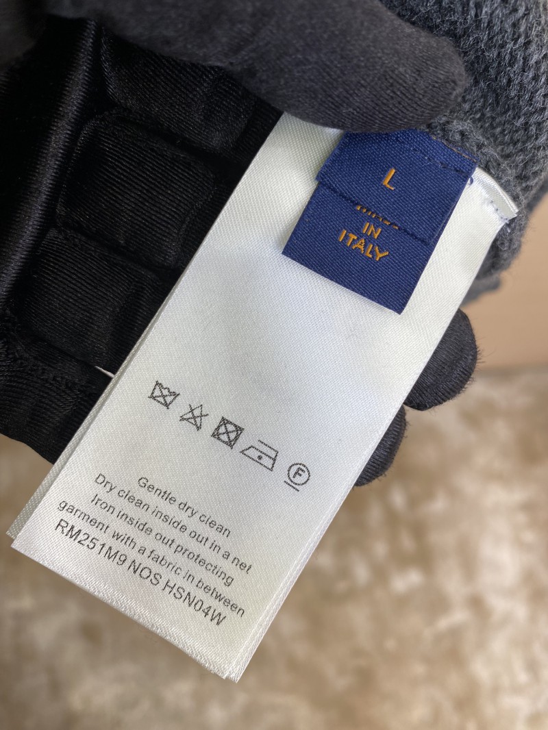 LV logo jacquard half-zip jumper 8