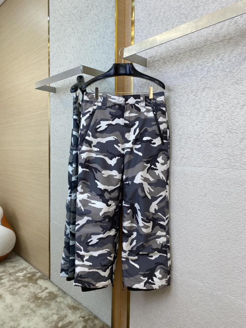 Balenciaga Camouflage Windproof Ski Trousers 4