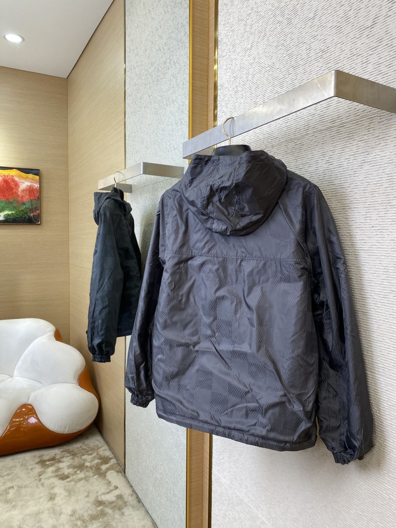 LV Reversible checkerboard Jacket Coat 7