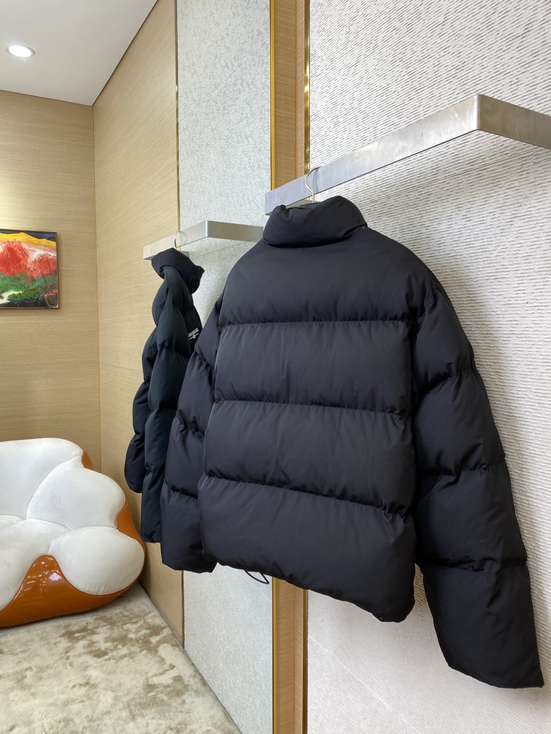Balenciaga Reversible Winter Burst Down Jacket 3