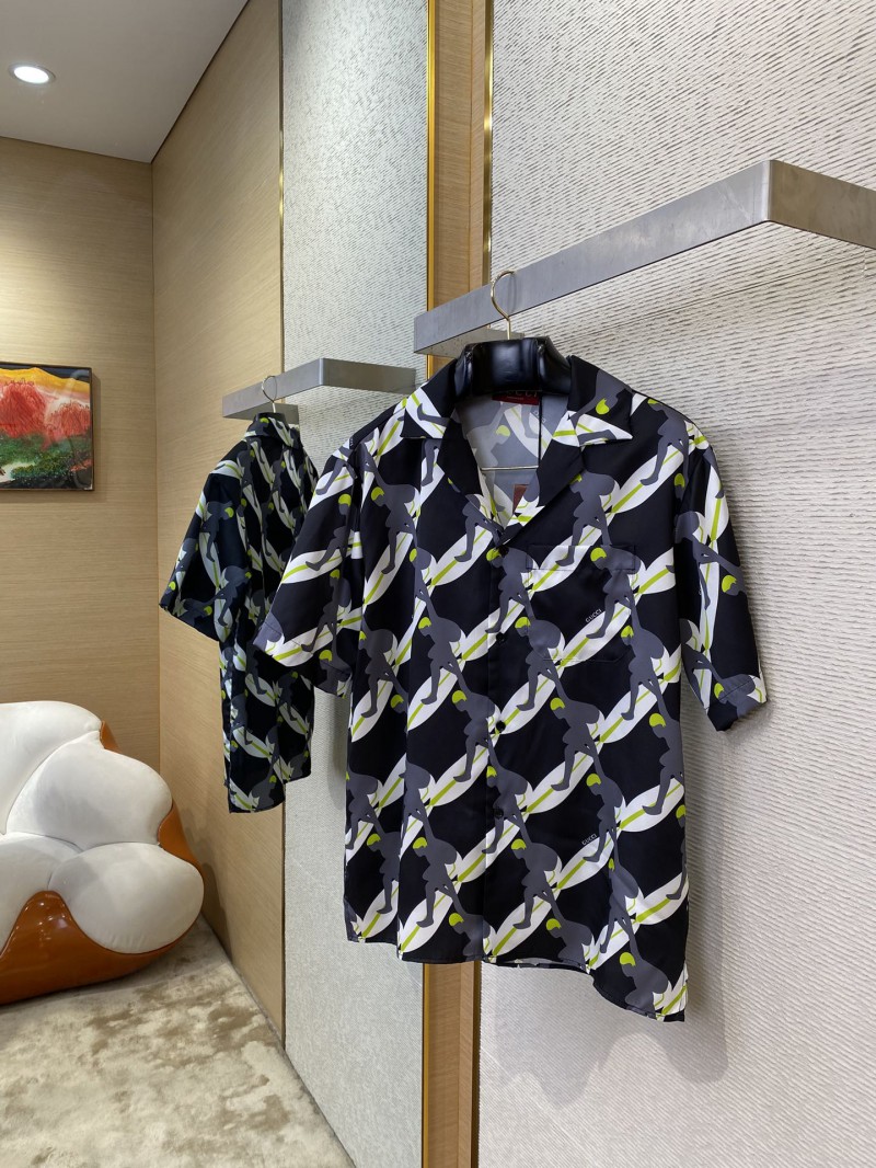 Gucci Surf Print Silk Short Sleeve Shirt 2
