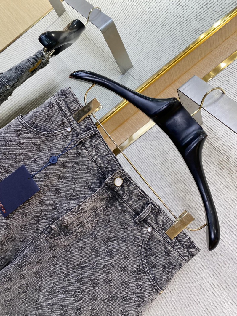 LV washed denim shorts 5