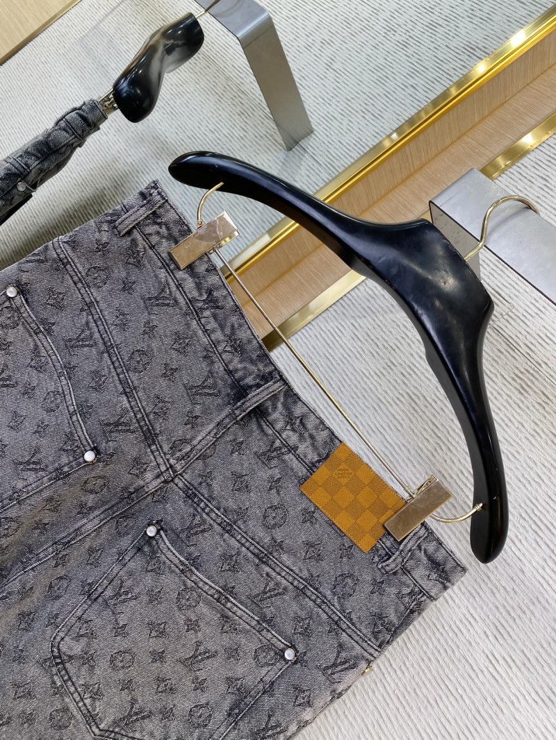 LV washed denim shorts 7