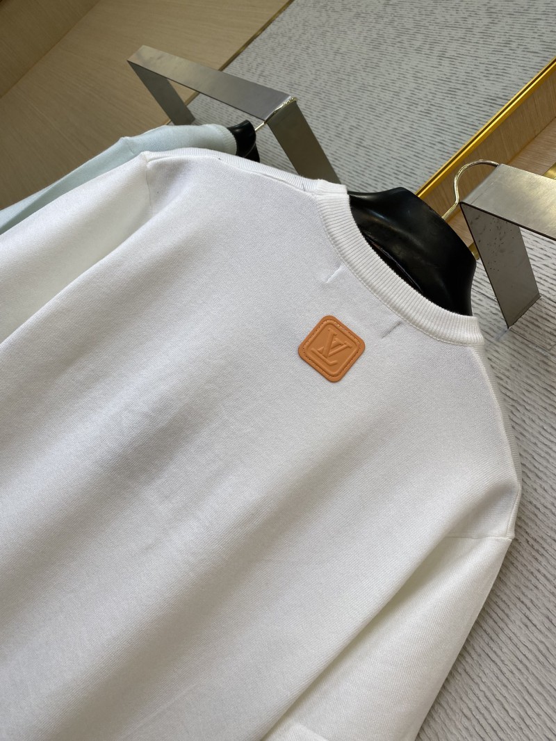 LV Embossed Leather Badge Knit Short Sleeve T-Shirt 7