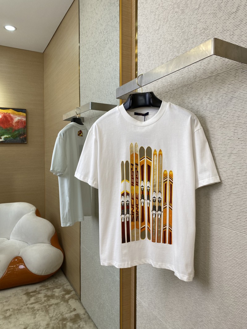 LV Snowboard Print Short Sleeve 2