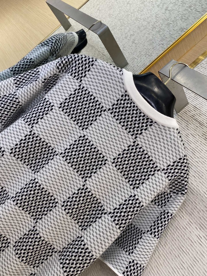 LV Checkered Knit Short Sleeve T-Shirt White 7