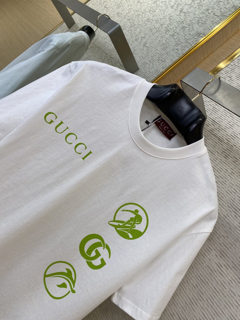 Gucci Ski Print Short Sleeve T-Shirt White 4