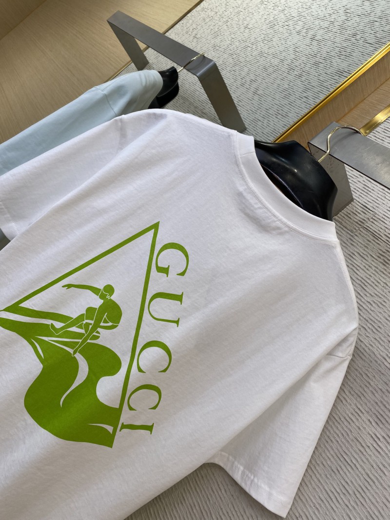 Gucci Ski Print Short Sleeve T-Shirt White 6