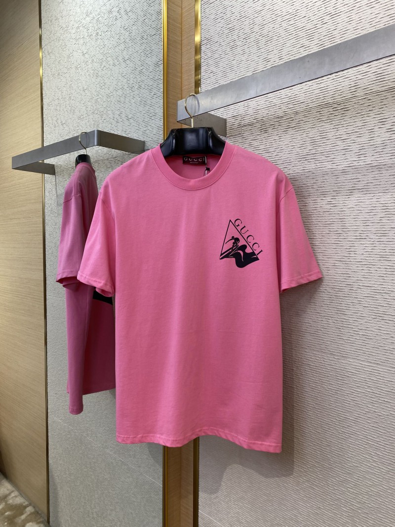 Gucci Ski Print Short Sleeve T-Shirt Pink 4