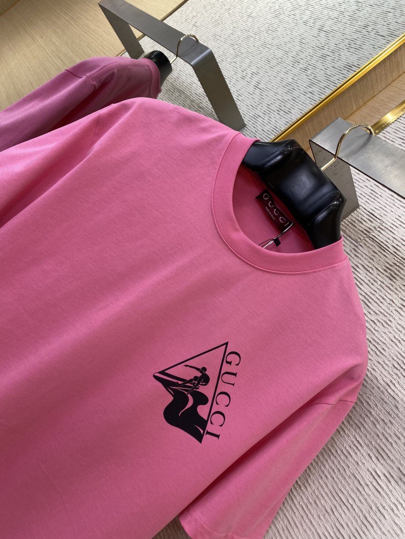 Gucci Ski Print Short Sleeve T-Shirt Pink 5