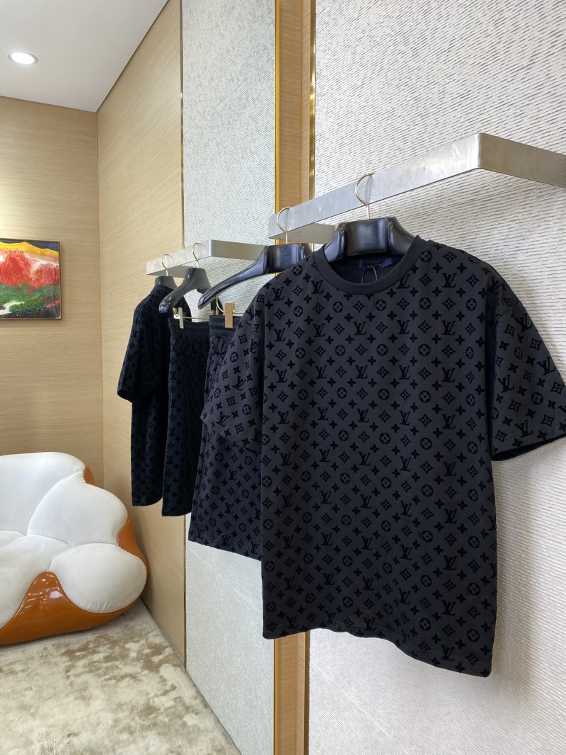 LV Flocking Shorts 2