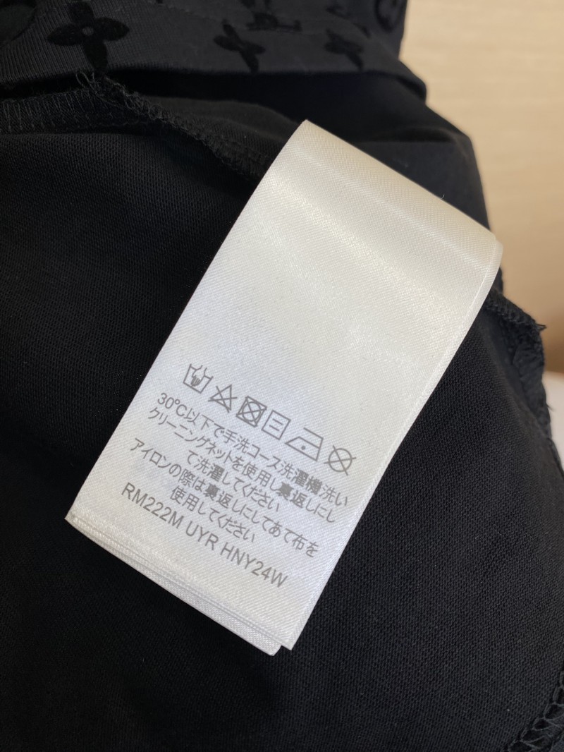 LV Flocking Shorts 8