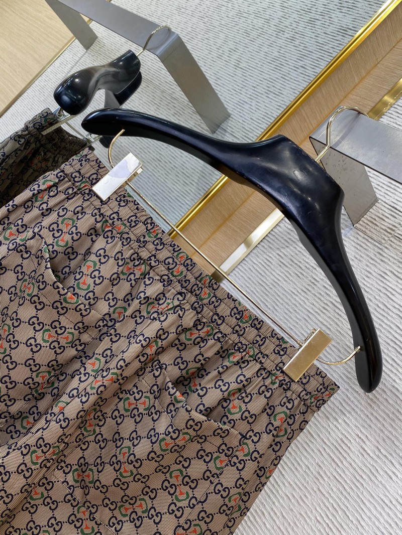 Gucci Colourful Horse Button Print Silk Shorts 7