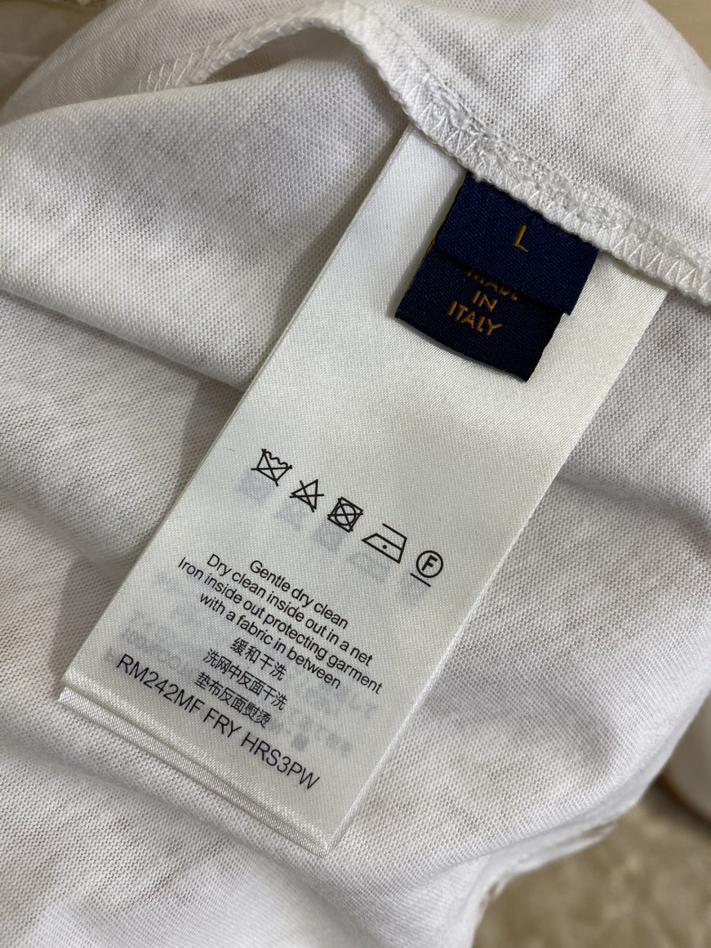 LV Logo Printed Crew Neck Short Sleeve T-Shirt 8