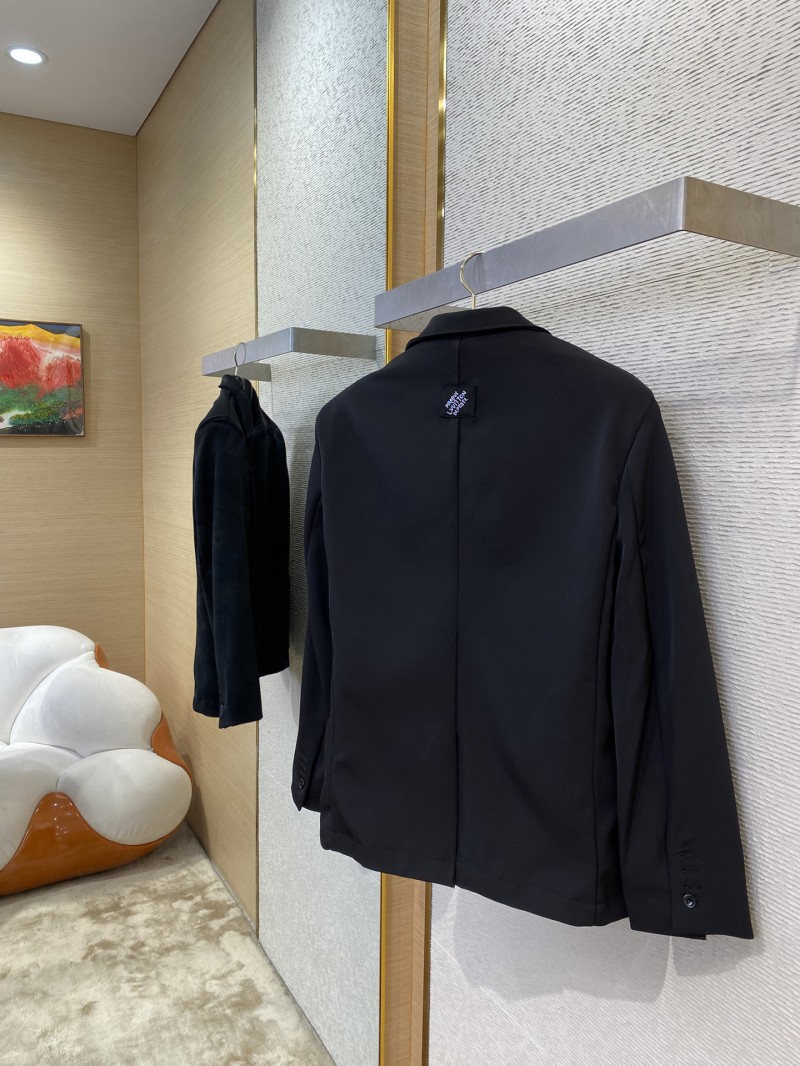 LV logo embroidered blazer 3