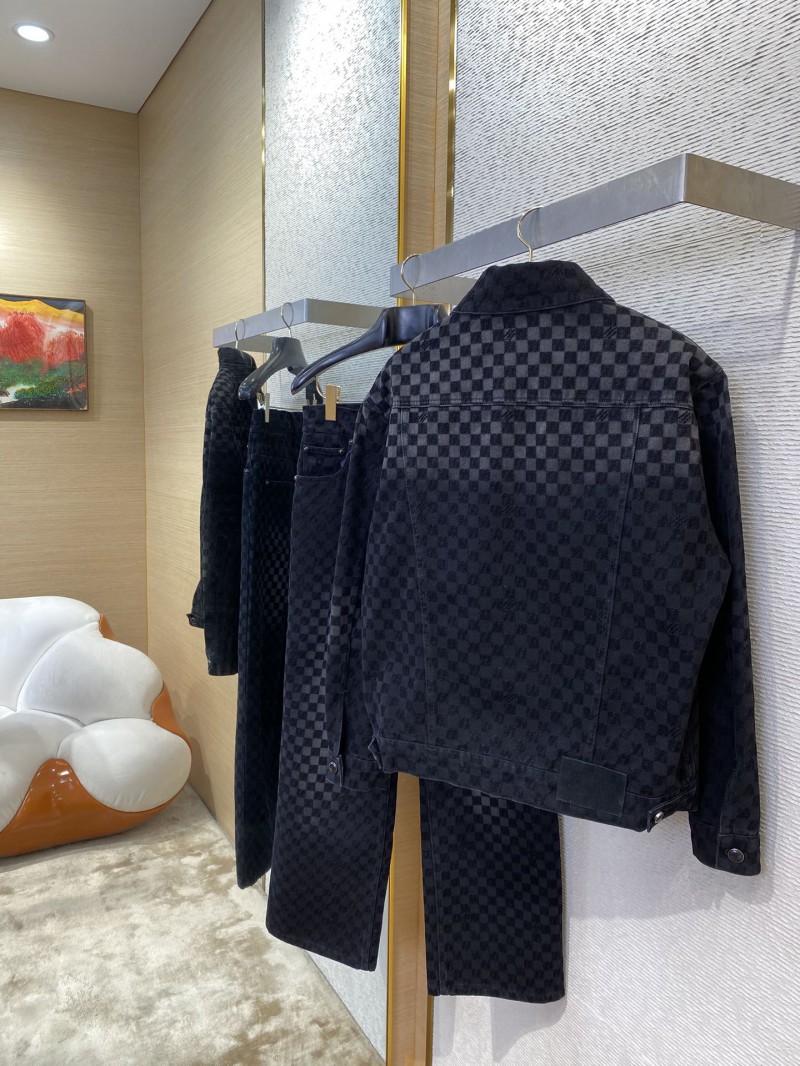 LV tessellated washed flocked denim outerwear 2