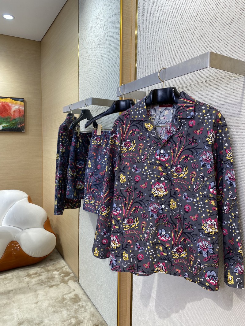 Gucci Floral Print Long Sleeve Shirt 2