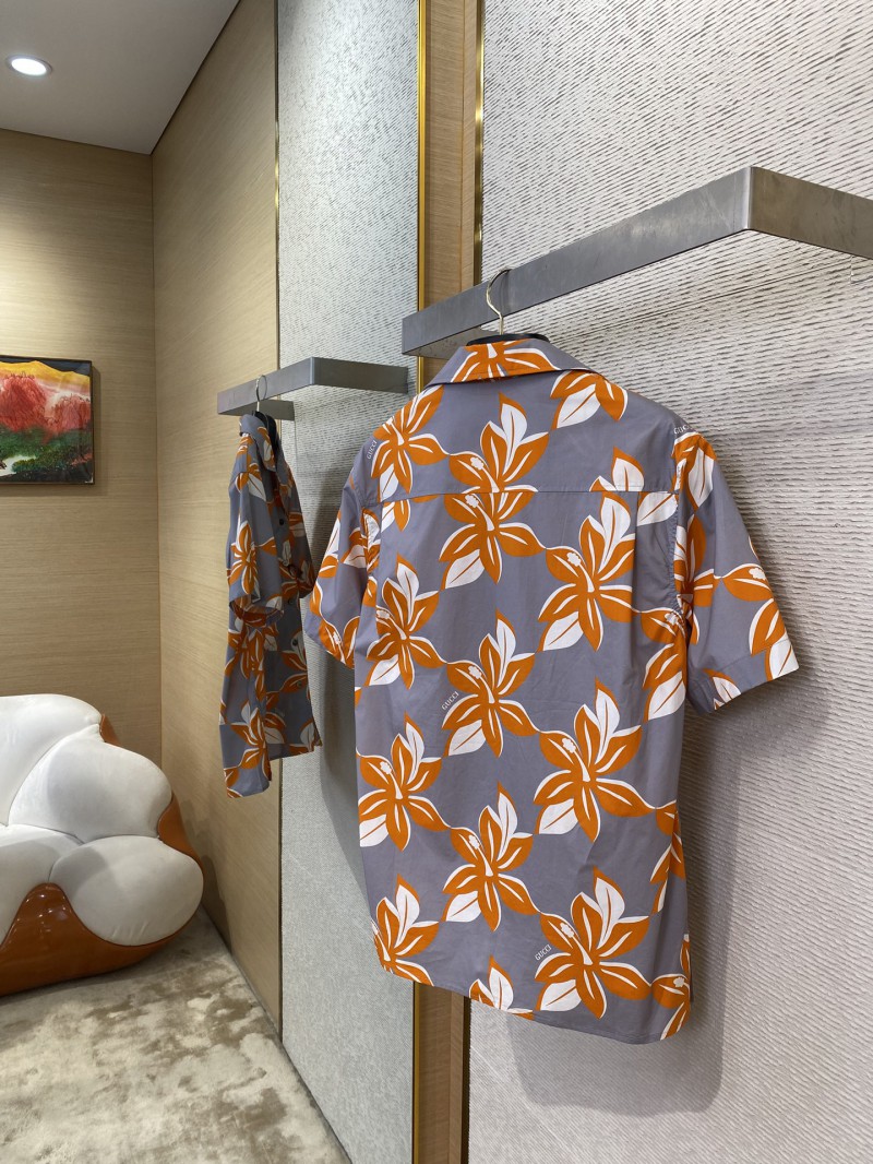Gucci Floral Print Short Sleeve Shirt 3