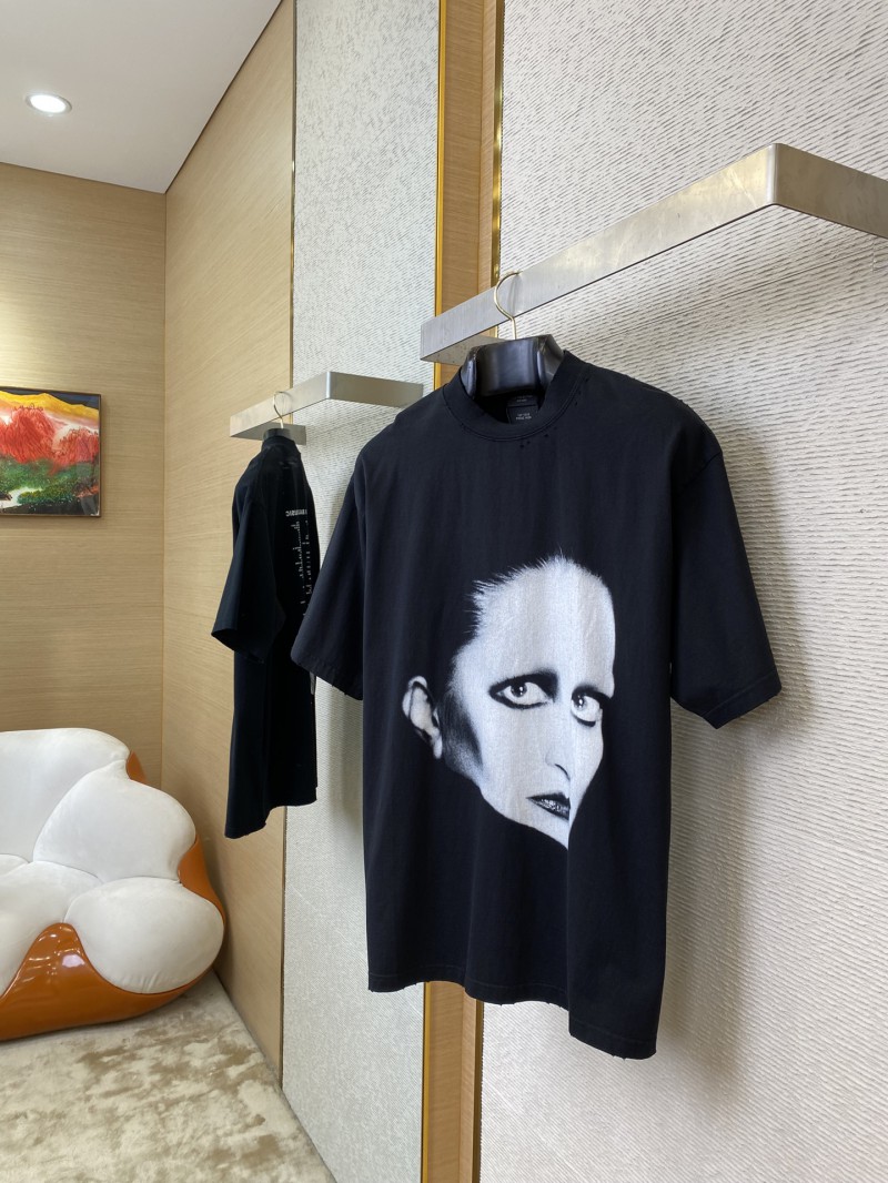 Balenciaga co-branded mia direct spray short sleeve 2