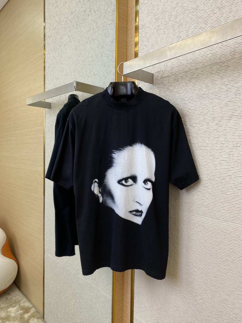 Balenciaga co-branded mia direct spray short sleeve 4