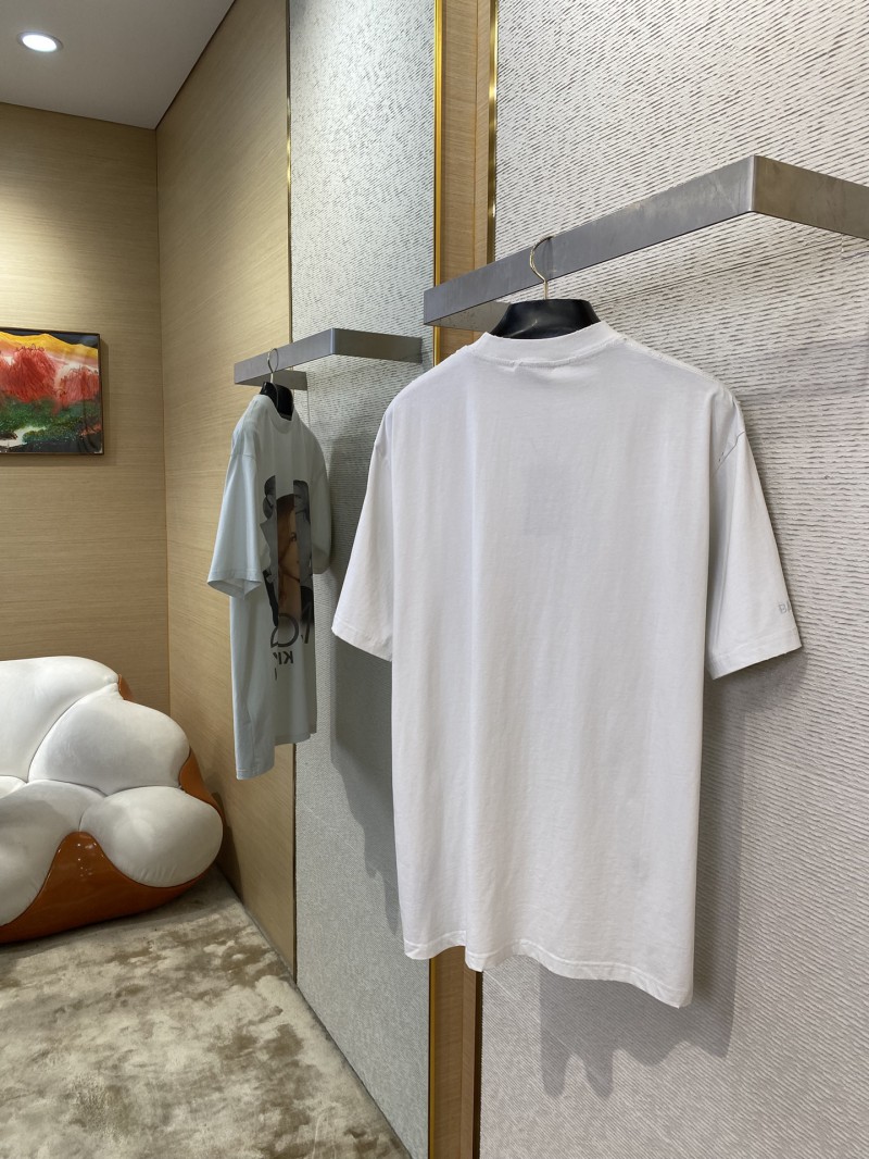 Balenciaga Hole-ripped portrait print round neck short sleeve T-shirt 3
