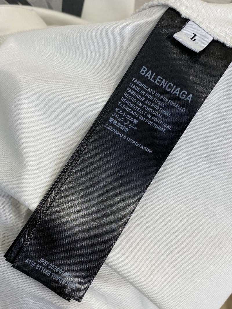 Balenciaga Hole-ripped portrait print round neck short sleeve T-shirt 8