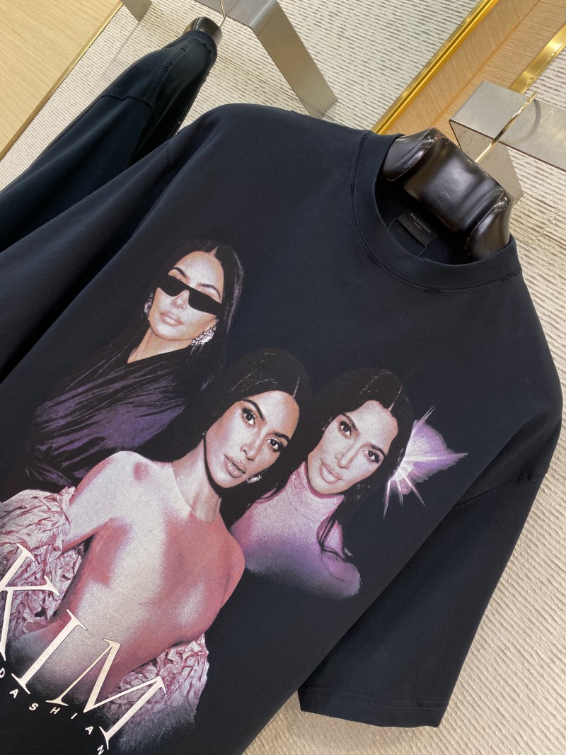Balenciaga Kardashian Portrait Short Sleeve T-Shirt 5