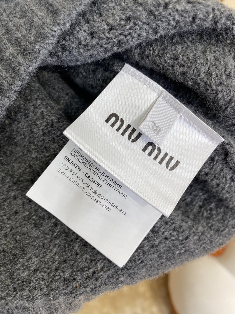 Miu Miu Cutout Lapel Long Sleeve Sweater 8