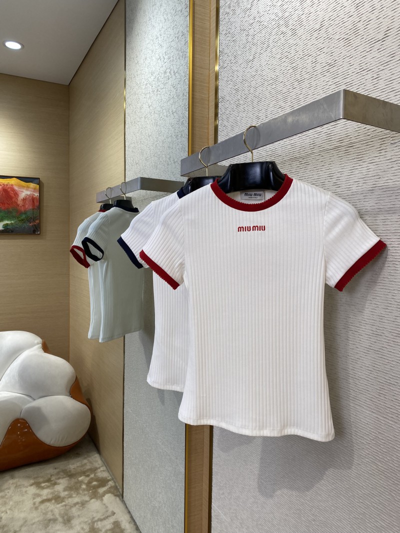Miu Miu Clashing Colours Round Neck Letter Embroidery Short Sleeve T-Shirt Red 2