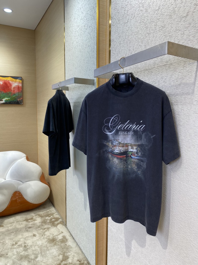 Balenciaga Grunya Small Town Washed Sail Short Sleeve T-Shirt 2