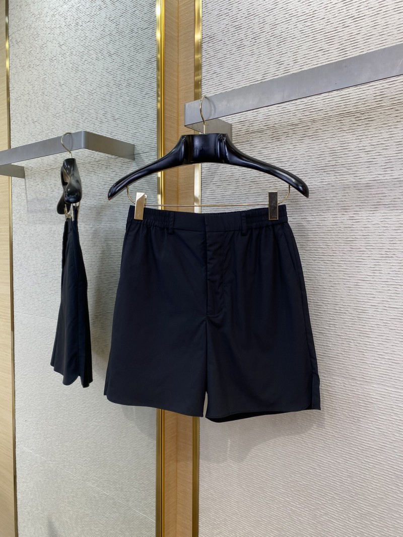 Fendi Letter Embroidered Straight Leg Nylon Shorts Black 4