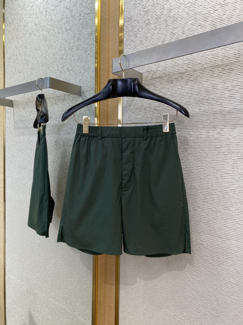 Fendi Letter Embroidered Straight Leg Nylon Shorts Green 4
