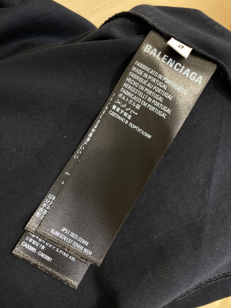Balenciaga Printed Crew Neck Short Sleeve T-Shirt 8