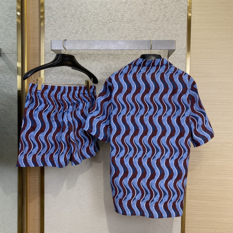 Gucci Wave Print Short Sleeve Shirt 1