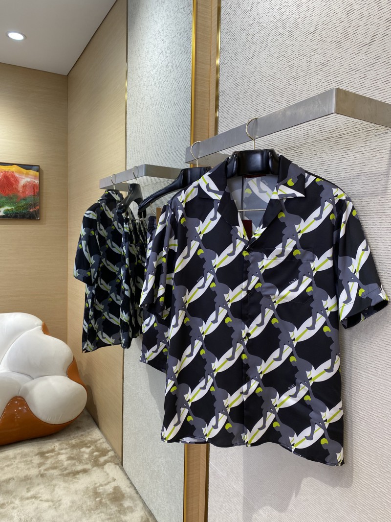 Gucci Surf Print Silk Short Sleeve Shirt 2