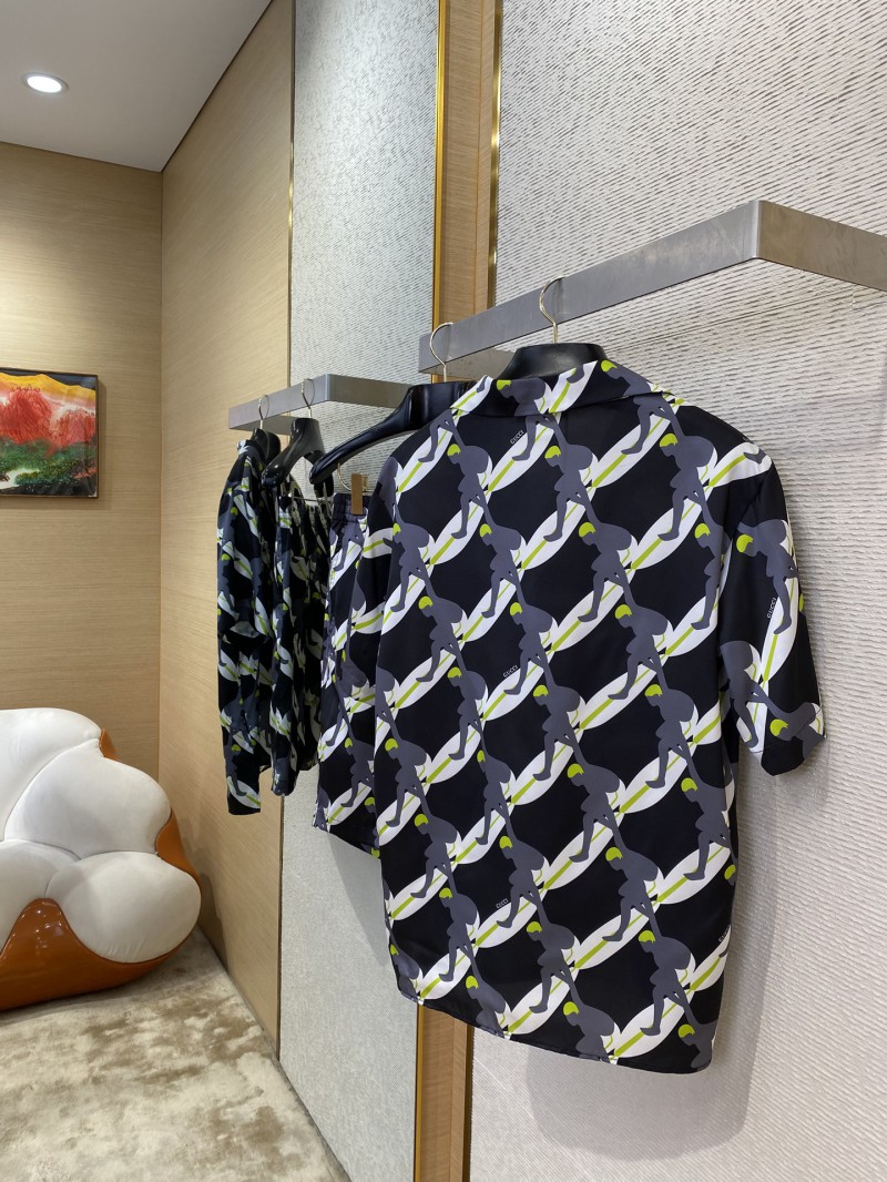 Gucci Surf Print Silk Short Sleeve Shirt 3