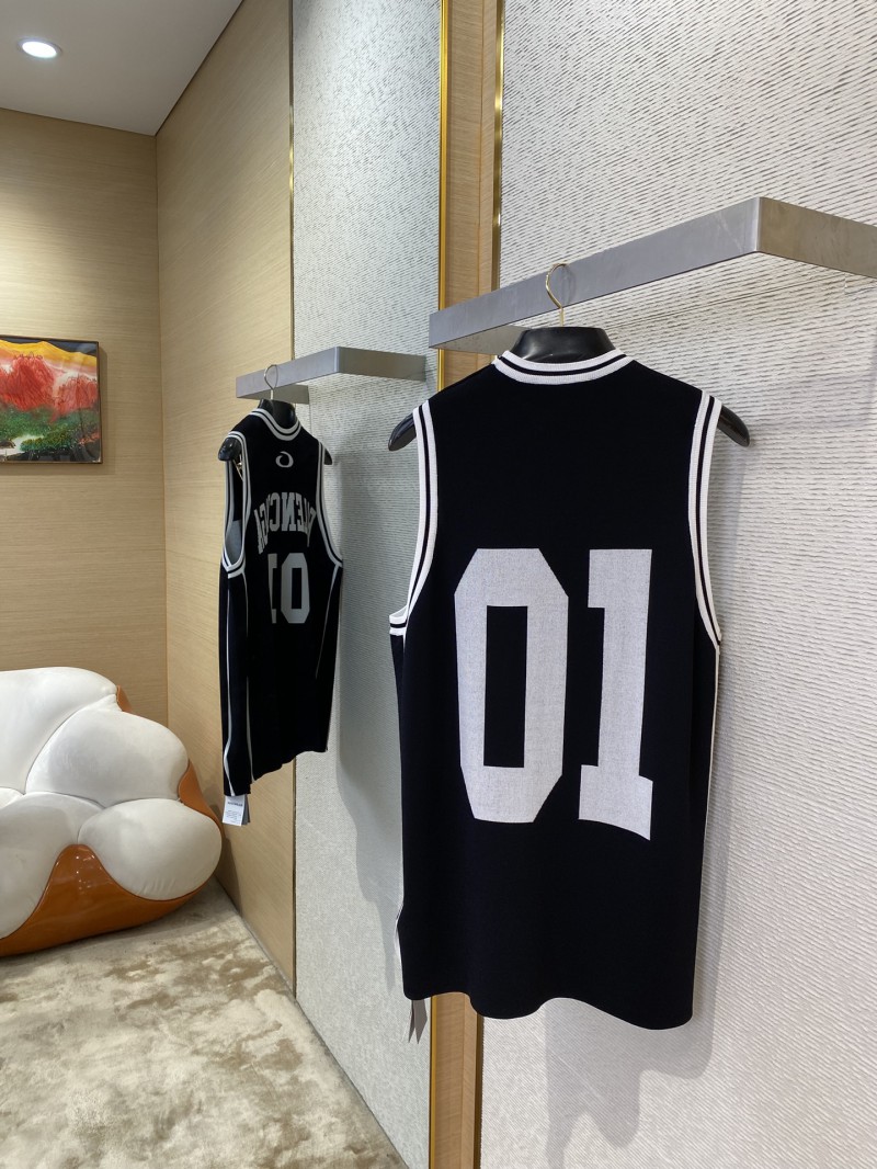 Balenciaga Knitted Basketball Vest 3