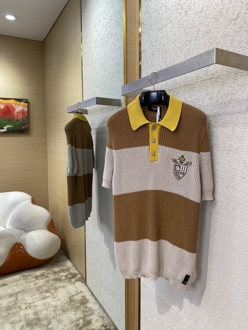 Fendi emblem embroidered short-sleeved knitted polo shirt 2