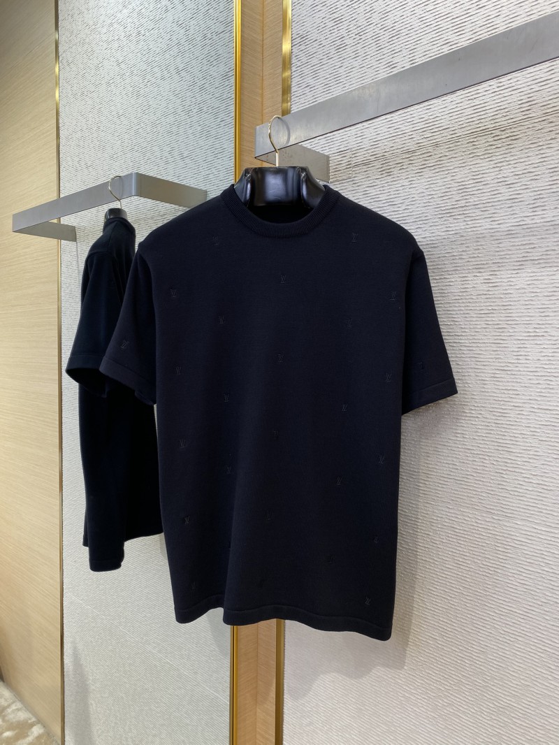 LV Full width embroidered knitted short sleeve 4