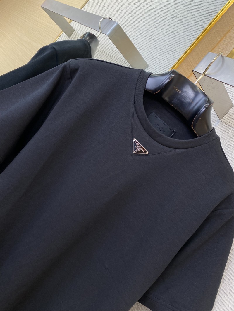 Prada New Triangle Neckline Steel Label Short Sleeve Black 4