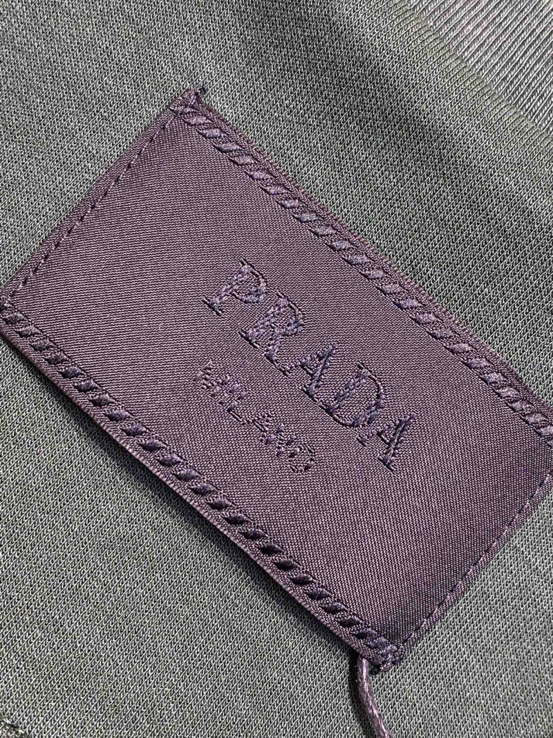 Prada New Triangle Neckline Steel Label Short Sleeve Navy Blue 8