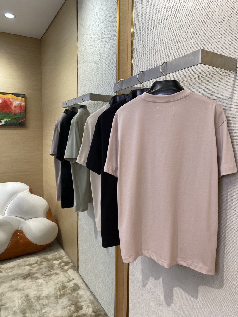 Maison Margiela Digital Embroidery Four Corner Stitch Short Sleeve T-Shirt Khaki 3